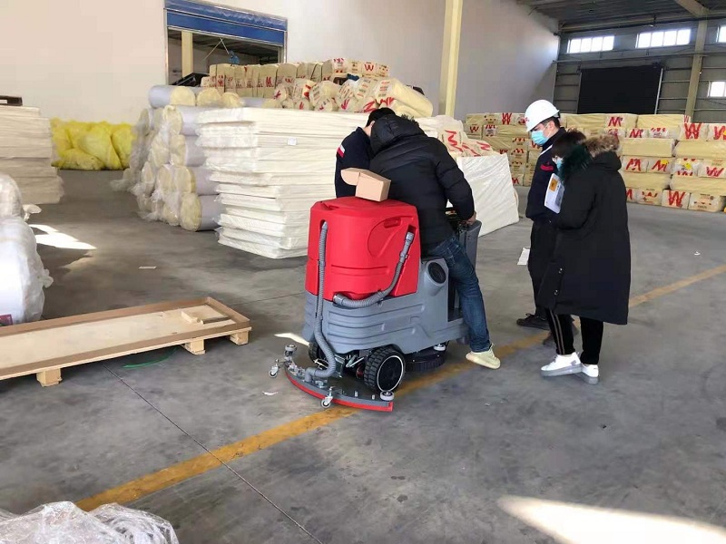 上海某供應鏈管理公司選中御衛仕駕駛式洗地機DX6 上海某供應鏈管理公司選中御衛仕駕駛式洗地機DX6