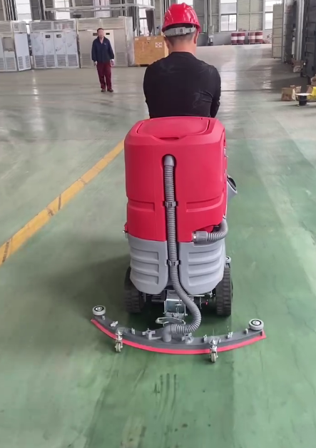 江蘇某科技公司選購駕駛式洗地機DX5 江蘇某科技公司選購駕駛式洗地機DX5